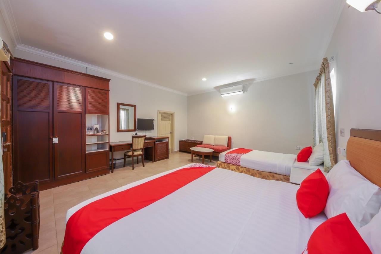 Ayer Hangat Oyo 89679 Dream Garden Resort מראה חיצוני תמונה
